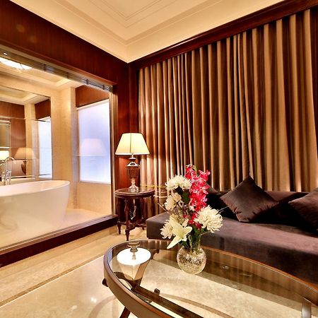 Hotel Maharaja Regency Ludhijána Exteriér fotografie