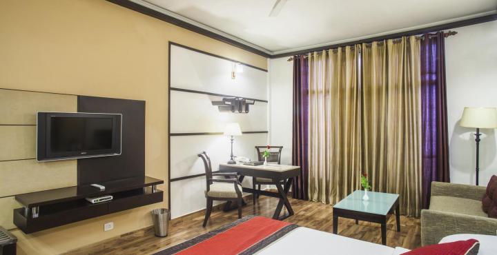Hotel Maharaja Regency Ludhijána Exteriér fotografie