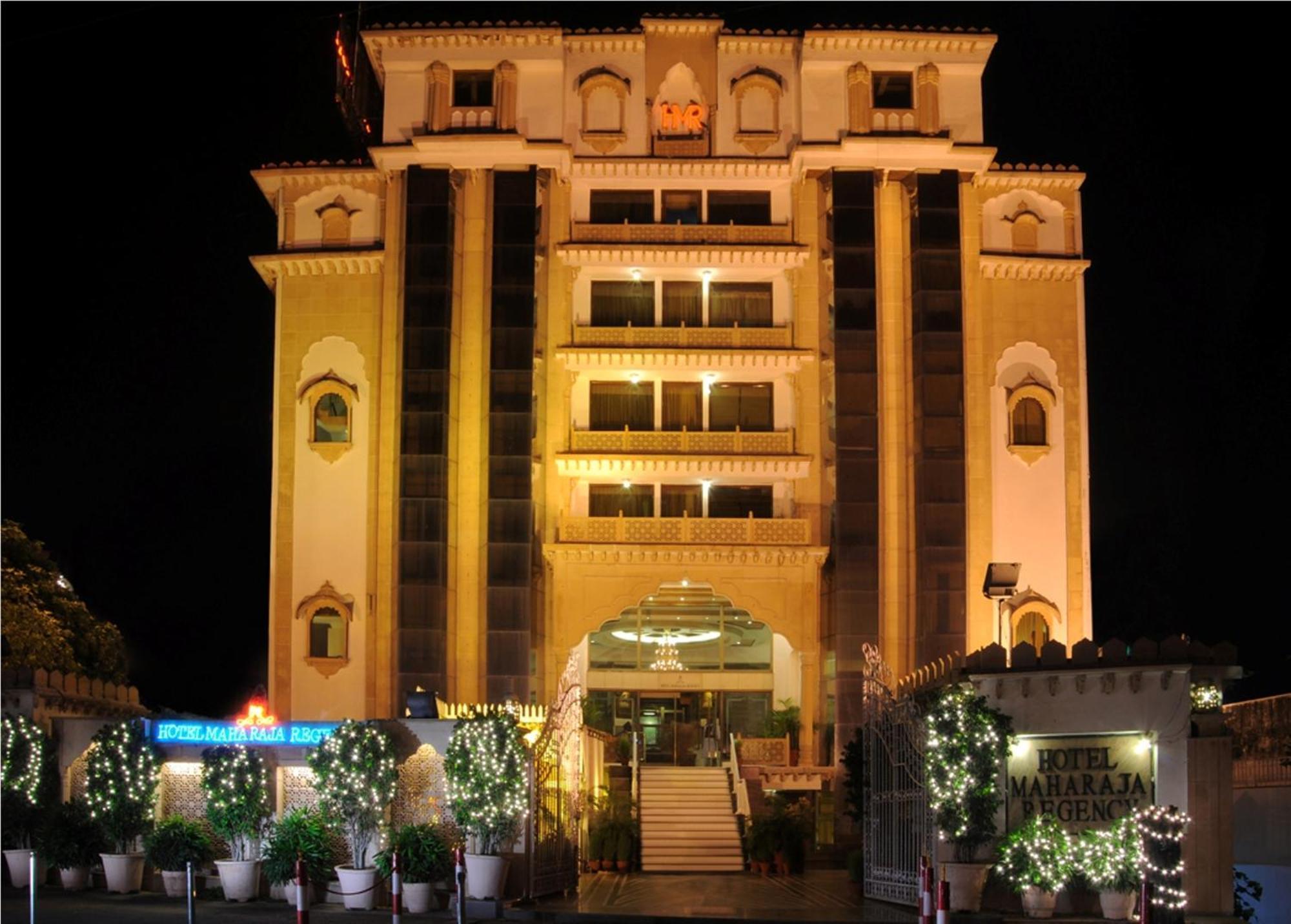 Hotel Maharaja Regency Ludhijána Exteriér fotografie