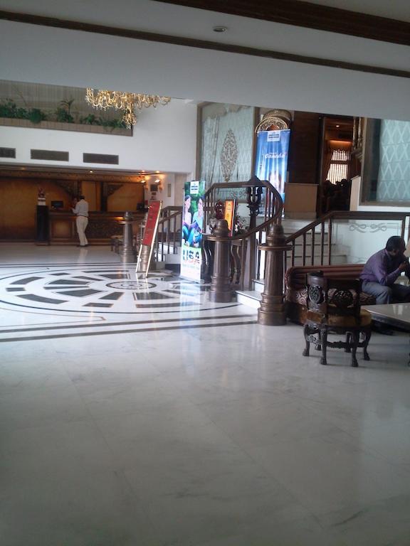 Hotel Maharaja Regency Ludhijána Exteriér fotografie